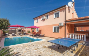 Stunning Home In Betiga With Wifi